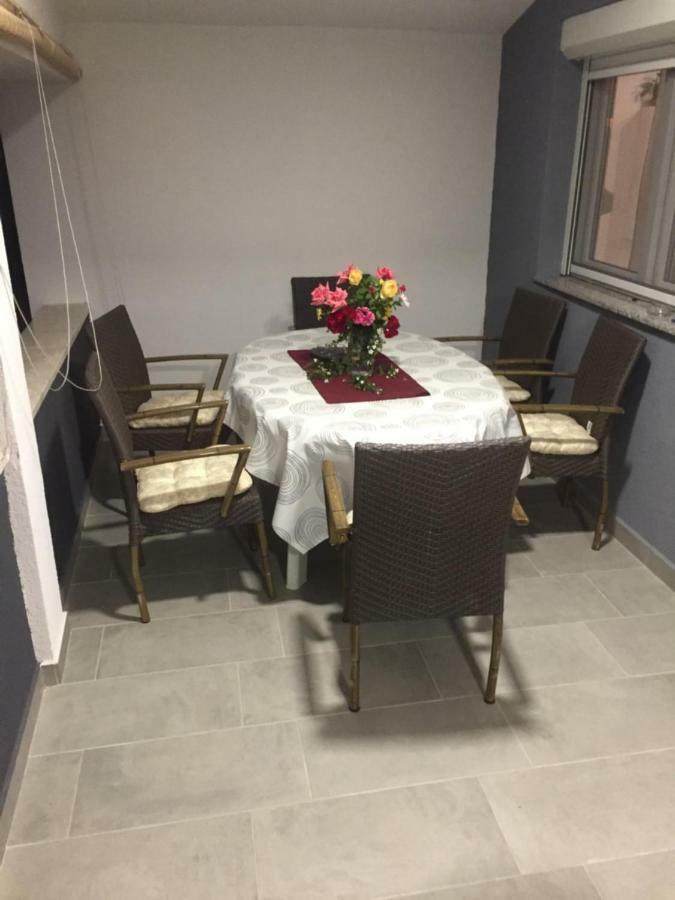 Apartment Roko Vir Exterior photo
